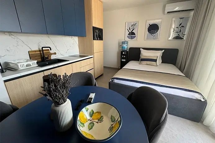 Apartment 5