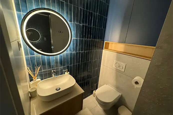 Bathroom 1-2